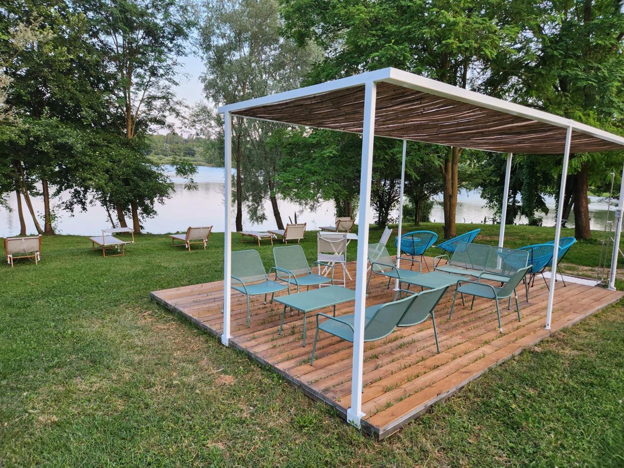 Hotel Aquasole à Mercallo Extérieur photo